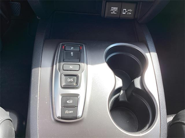 Photo of 2022 Crystal Black Pearl Honda Pilot