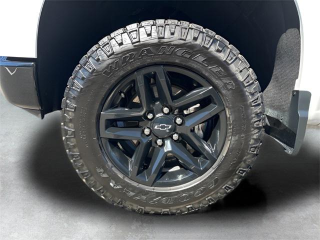 Photo of 2023 Summit White Chevrolet Silverado 1500
