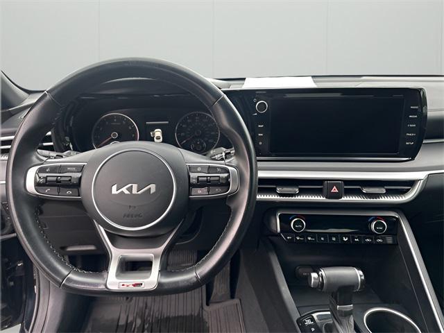 Photo of 2022 Ebony Black Kia K5