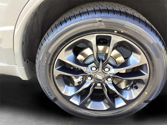 Photo of 2022 Destroyer Gray Clearcoat Dodge Durango
