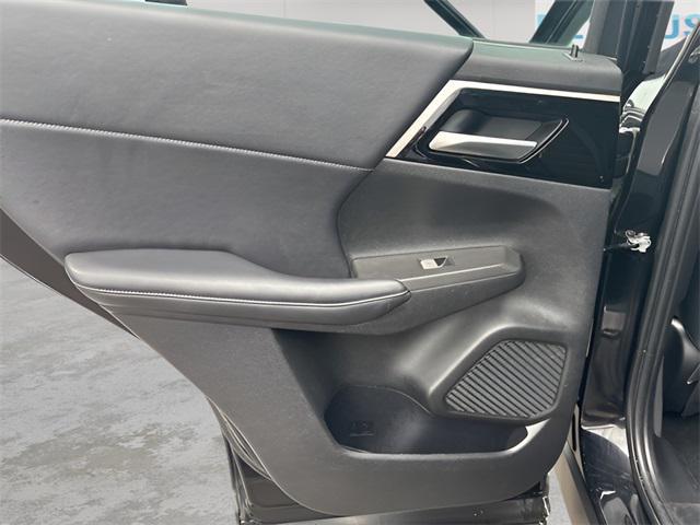 Photo of 2023 Black Mitsubishi Outlander PHEV