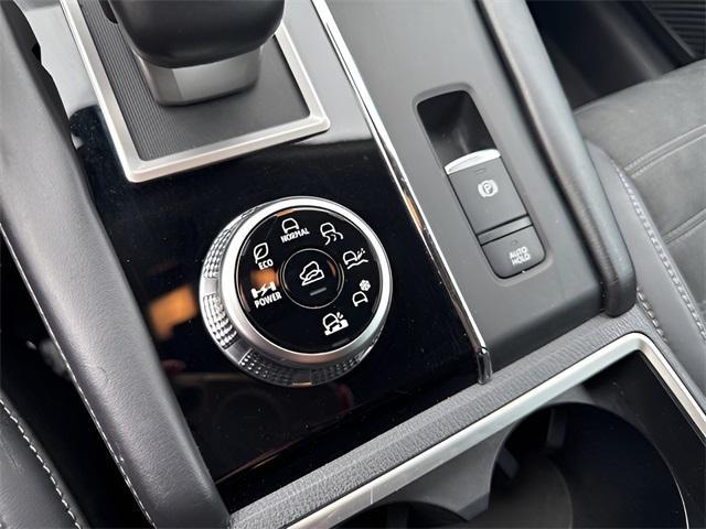 Photo of 2023 Black Mitsubishi Outlander PHEV