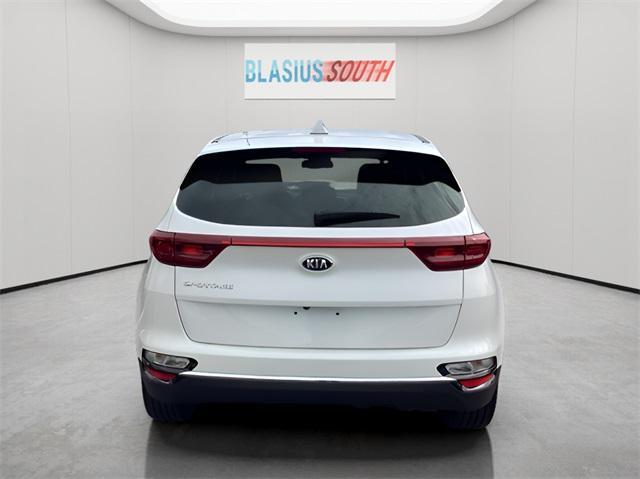 Photo of 2022 Snow White Pearl Kia Sportage