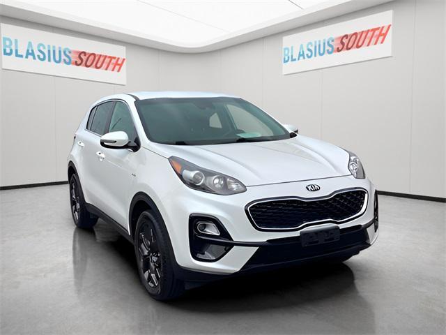 Photo of 2022 Snow White Pearl Kia Sportage