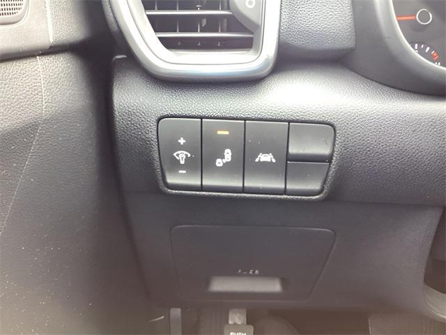 Photo of 2022 Snow White Pearl Kia Sportage