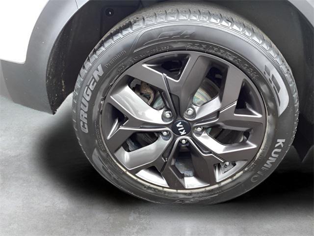 Photo of 2022 Snow White Pearl Kia Sportage