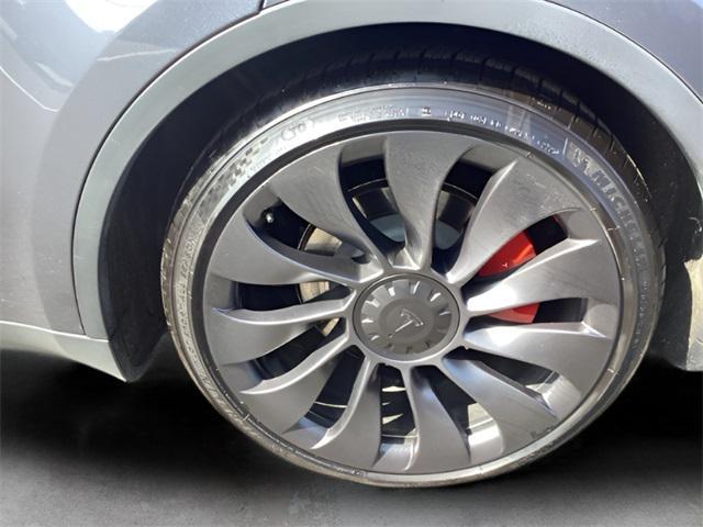 Photo of 2023 Midnight Silver Metallic Tesla Model Y