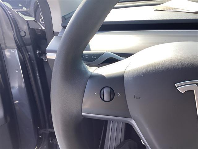 Photo of 2023 Midnight Silver Metallic Tesla Model Y