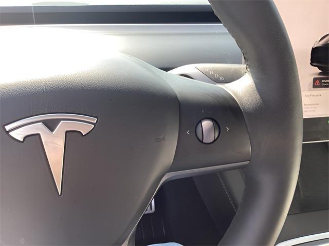 Photo of 2023 Midnight Silver Metallic Tesla Model Y