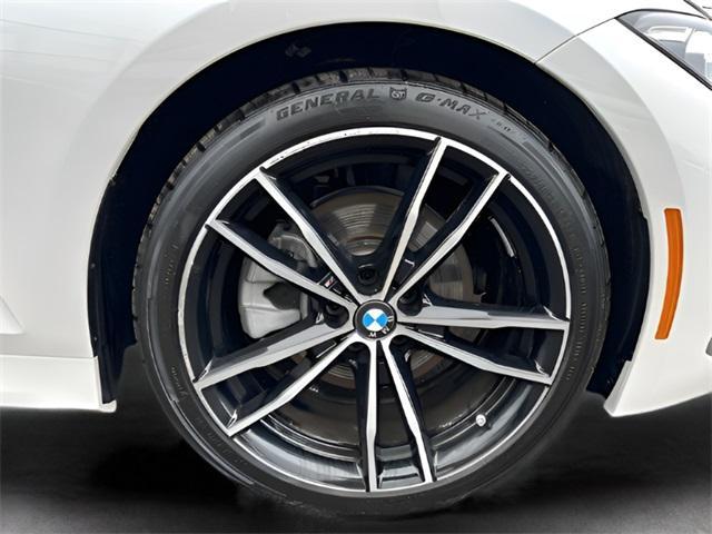 Photo of 2024 White BMW 330