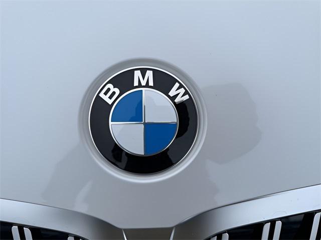 Photo of 2024 White BMW 330