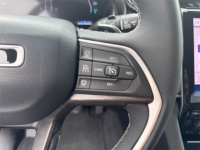 Photo of 2023 Velvet Red Pearlcoat Jeep Grand Cherokee 4xe