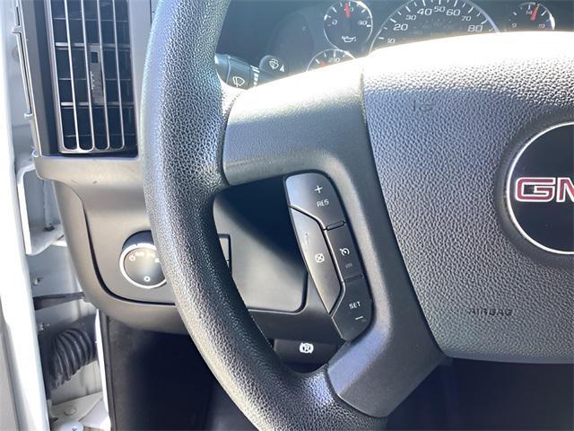 Photo of 2018 Summit White GMC Savana 2500