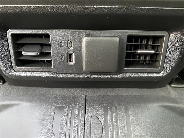 Photo of 2022 Onyx Black GMC Sierra 1500