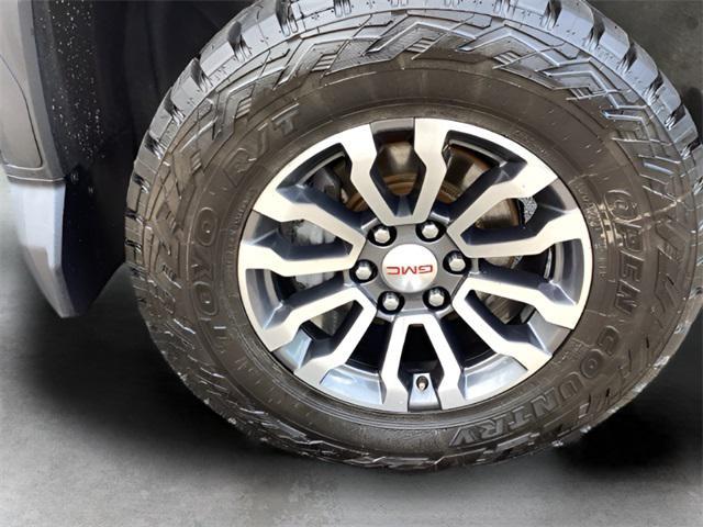 Photo of 2023 Onyx Black GMC Sierra 1500