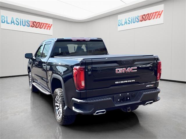 Photo of 2023 Onyx Black GMC Sierra 1500