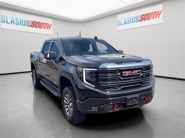 Photo of 2023 Onyx Black GMC Sierra 1500