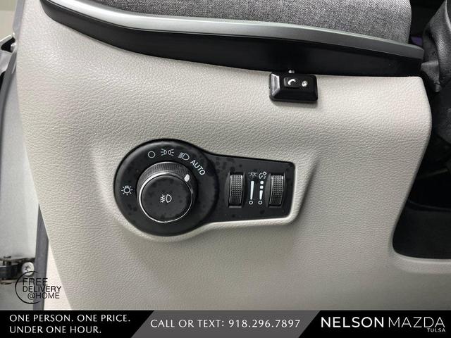 Photo of 2022 Billet Silver Metallic Clearcoat Jeep Compass