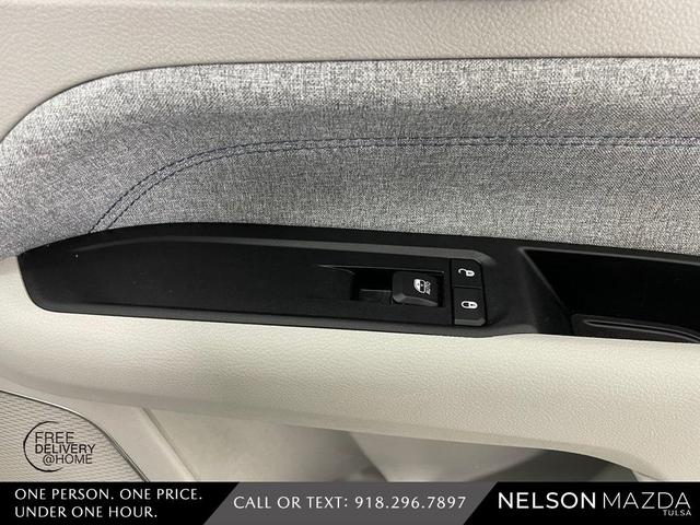Photo of 2022 Billet Silver Metallic Clearcoat Jeep Compass