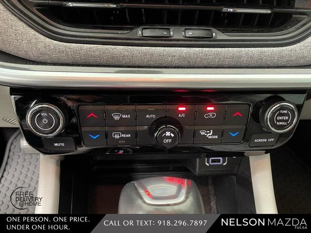 Photo of 2022 Billet Silver Metallic Clearcoat Jeep Compass