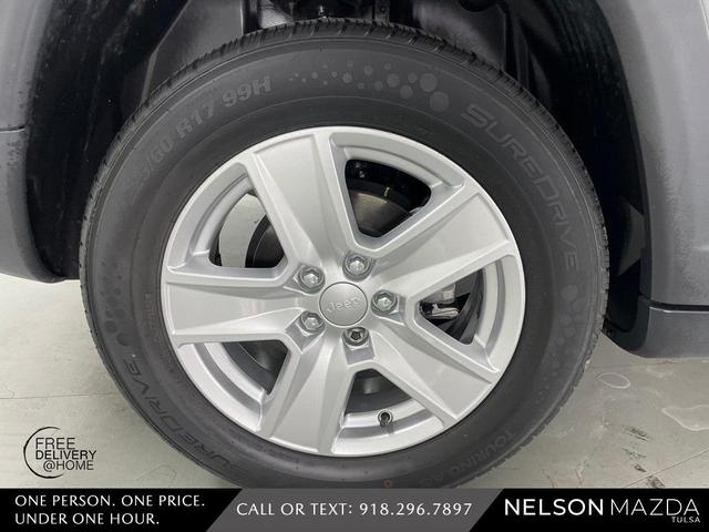 Photo of 2022 Billet Silver Metallic Clearcoat Jeep Compass