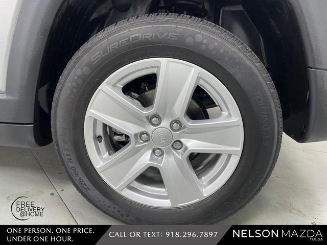 Photo of 2022 Billet Silver Metallic Clearcoat Jeep Compass