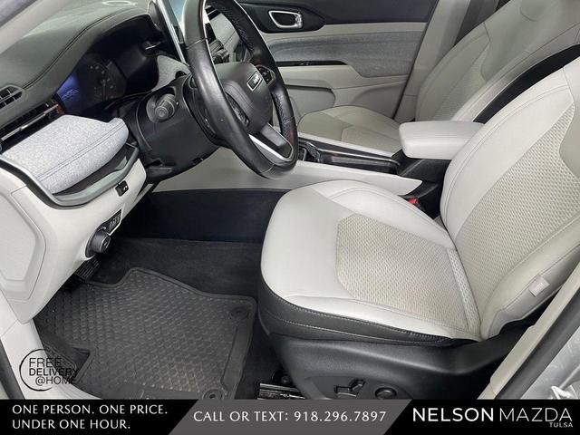 Photo of 2022 Billet Silver Metallic Clearcoat Jeep Compass