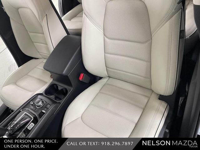 Photo of 2025 Jet Black Mazda CX-5
