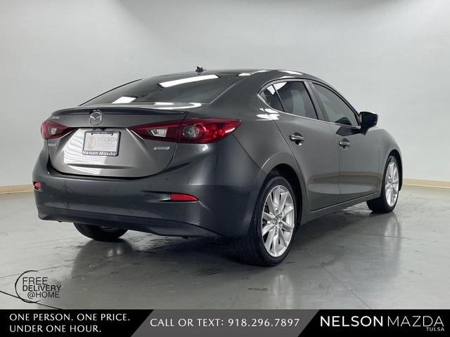 Photo of 2017 Machine Gray Metallic Mazda Mazda3