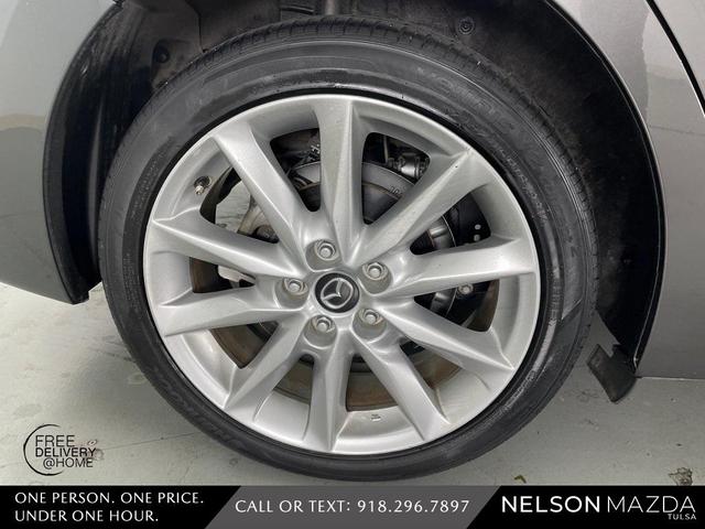 Photo of 2017 Machine Gray Metallic Mazda Mazda3