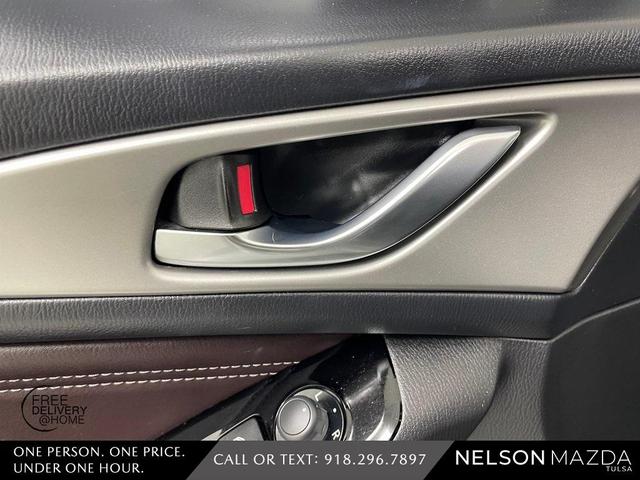 Photo of 2017 Machine Gray Metallic Mazda Mazda3