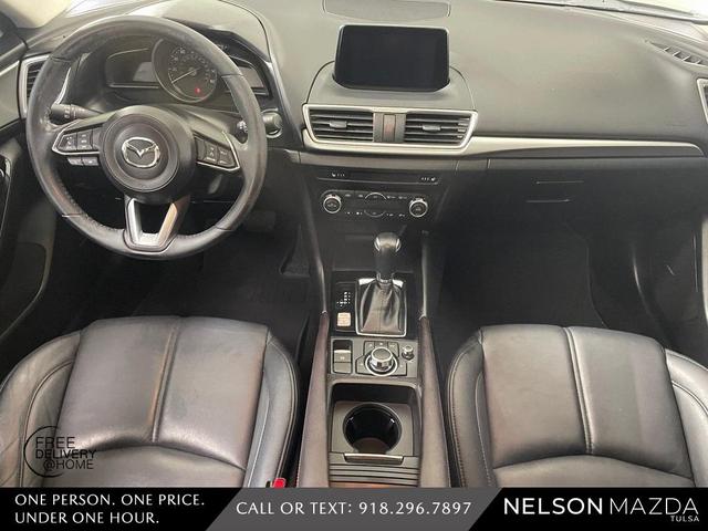 Photo of 2017 Machine Gray Metallic Mazda Mazda3