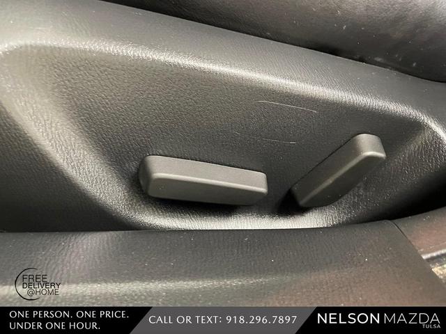 Photo of 2017 Machine Gray Metallic Mazda Mazda3