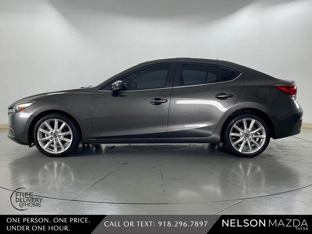 Photo of 2017 Machine Gray Metallic Mazda Mazda3