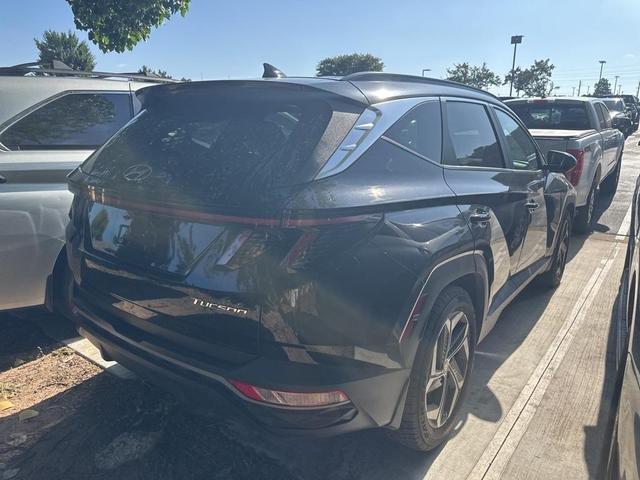 Photo of 2022 Phantom Black Hyundai TUCSON