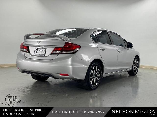 Photo of 2015 Silver Honda Civic