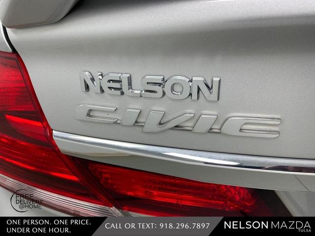 Photo of 2015 Silver Honda Civic