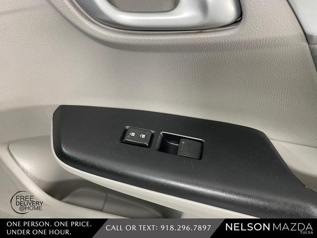 Photo of 2015 Silver Honda Civic