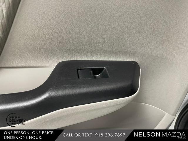 Photo of 2015 Silver Honda Civic