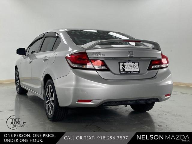Photo of 2015 Silver Honda Civic