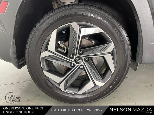 Photo of 2022 Phantom Black Hyundai TUCSON Hybrid