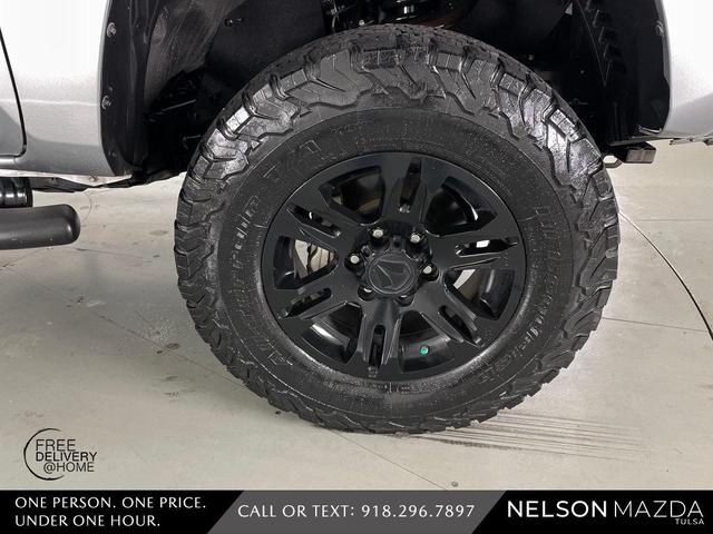 Photo of 2019 Silver Toyota Tacoma