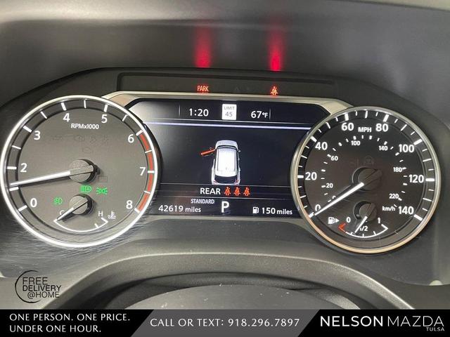 Photo of 2022 Blue / Black Nissan Rogue