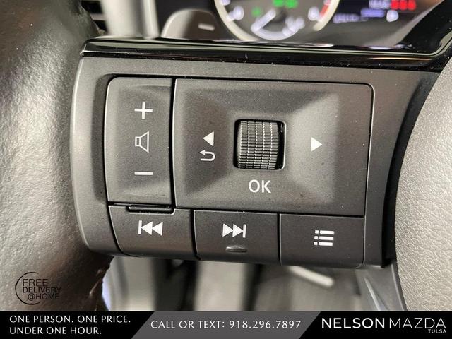 Photo of 2022 Blue / Black Nissan Rogue