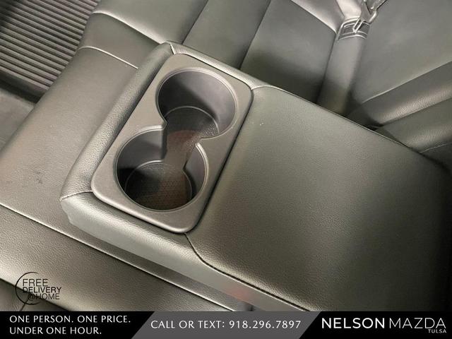 Photo of 2022 Blue / Black Nissan Rogue