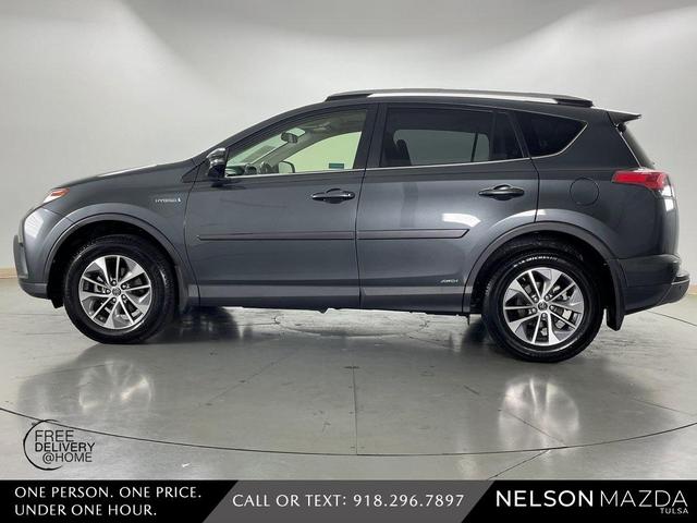Photo of 2017 Gray Toyota RAV4 Hybrid