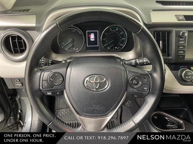 Photo of 2017 Gray Toyota RAV4 Hybrid