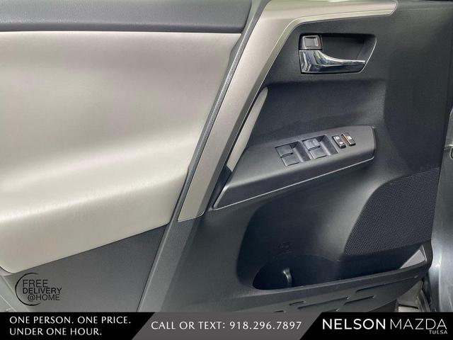 Photo of 2017 Gray Toyota RAV4 Hybrid