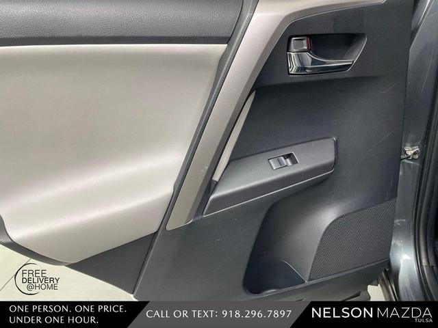 Photo of 2017 Gray Toyota RAV4 Hybrid