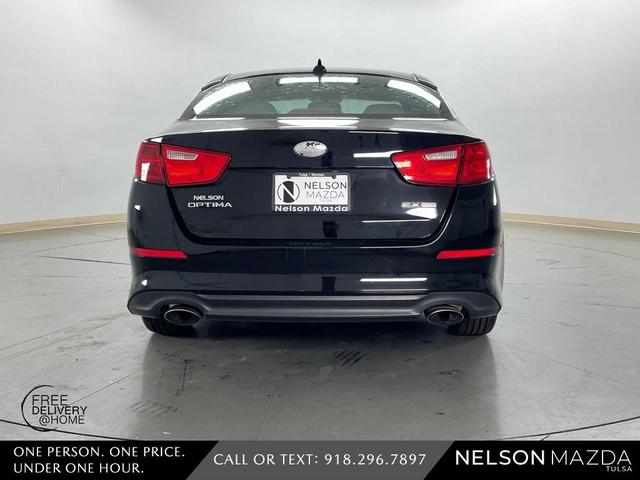 Photo of 2014 Ebony Black Kia Optima